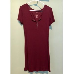 NWOT Kohl’s SO burgundy super soft knit half-zip dress